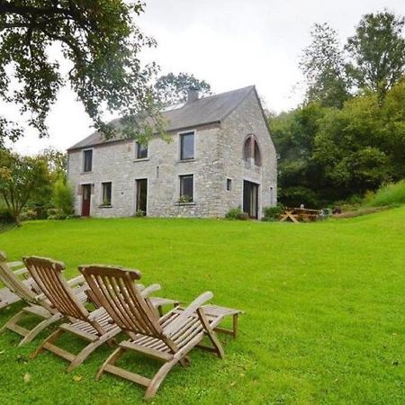 Quaint Holiday Home In Robechies Amid Meadows Chimay Exterior foto